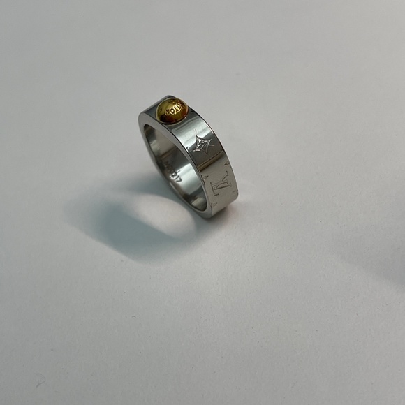 Louis Vuitton Berg Nanogram Ring M Silver/Gold M00217 w/ box and dust bag - Picture 4 of 16